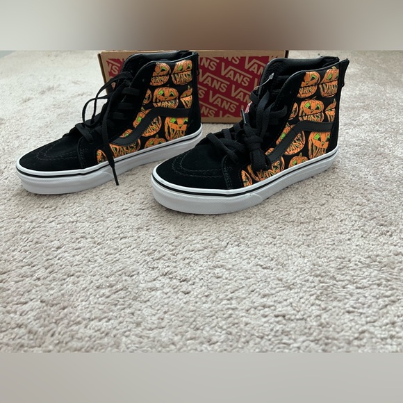 New Halloween Glow in the Dark Pumpkin Sk8 Hi Vans - Picture 14 of 14